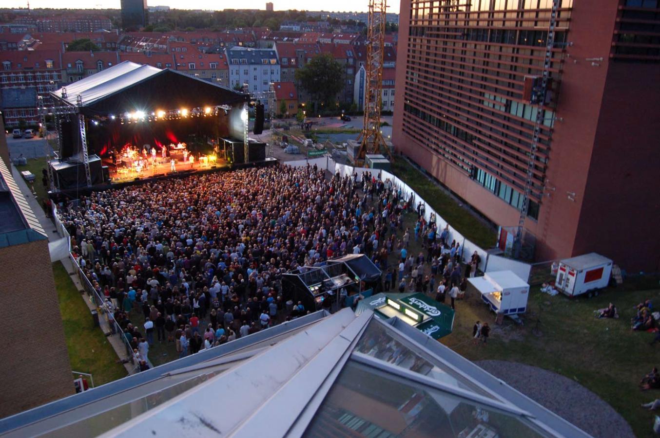 Koncert ved amfisscenen ved Musikhuset Aarhus