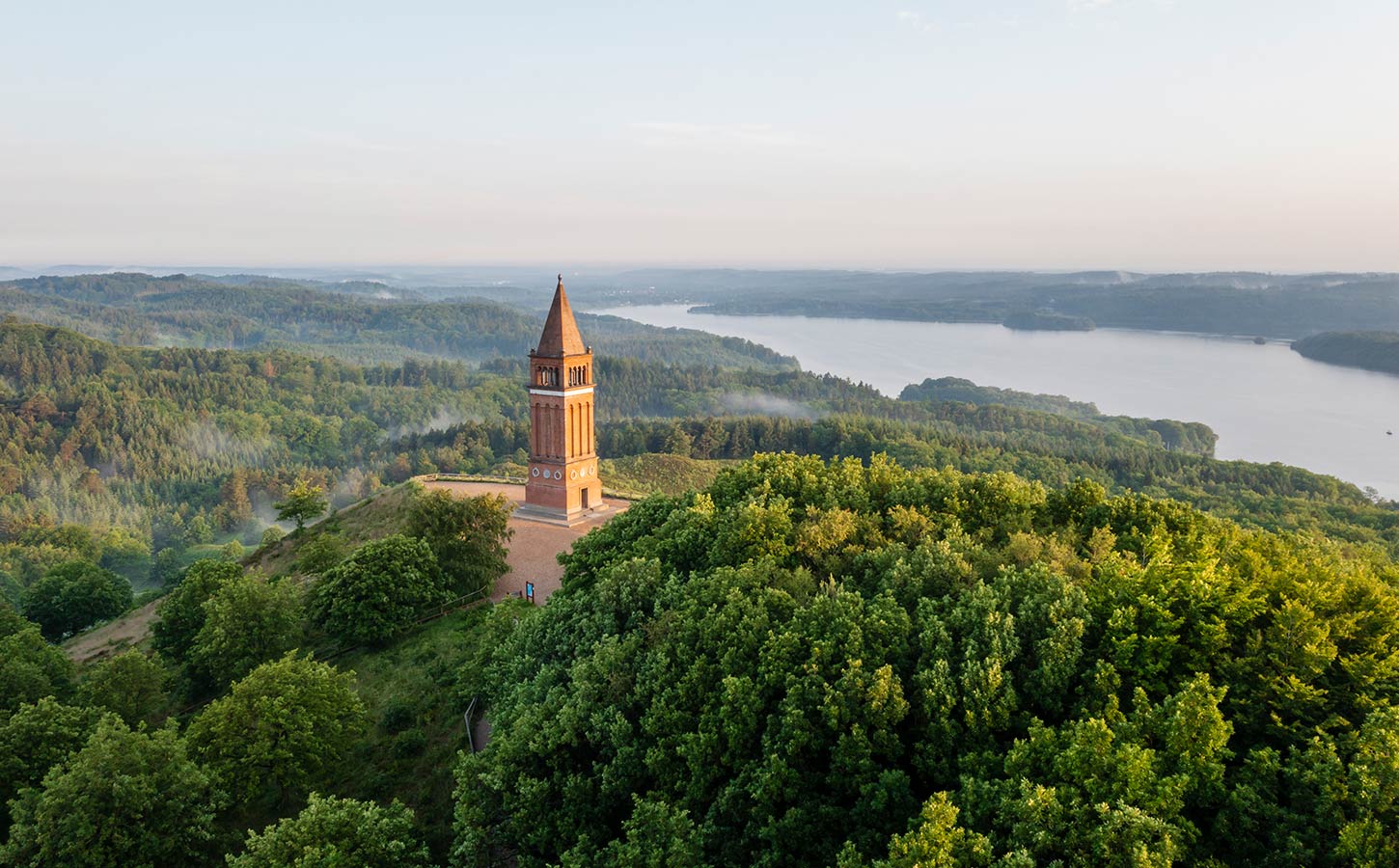 Himmelbjerget midt i Søhøjlandet