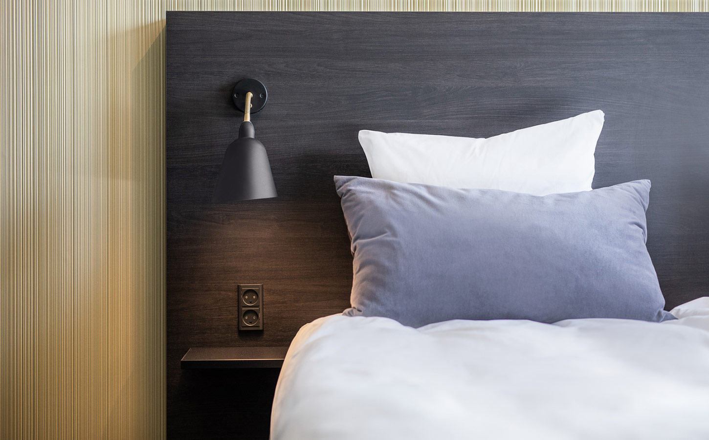 Seng på Peak 12 Hotel i Viborg