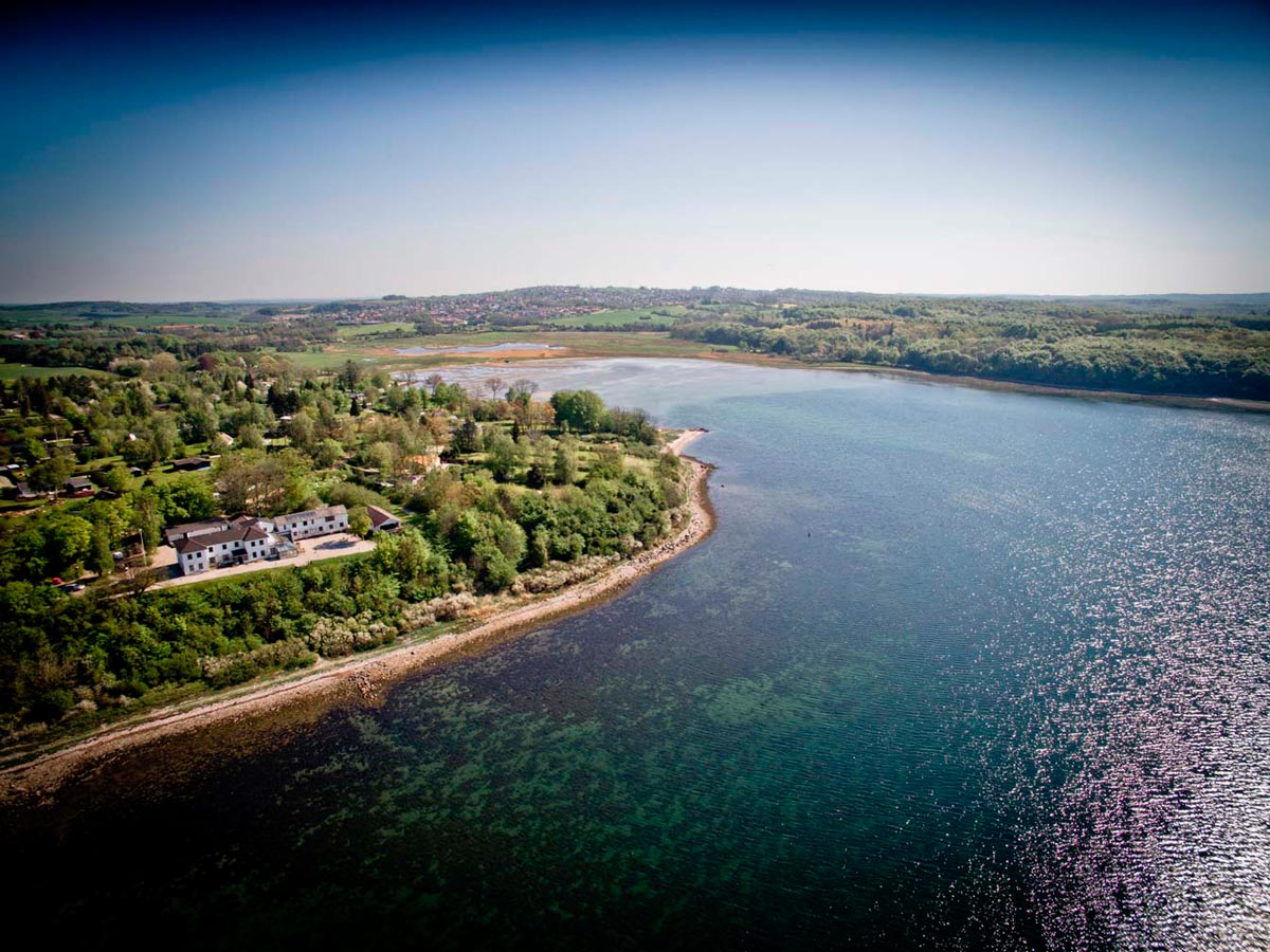 Kaløvig Center ved vandet på Djursland
