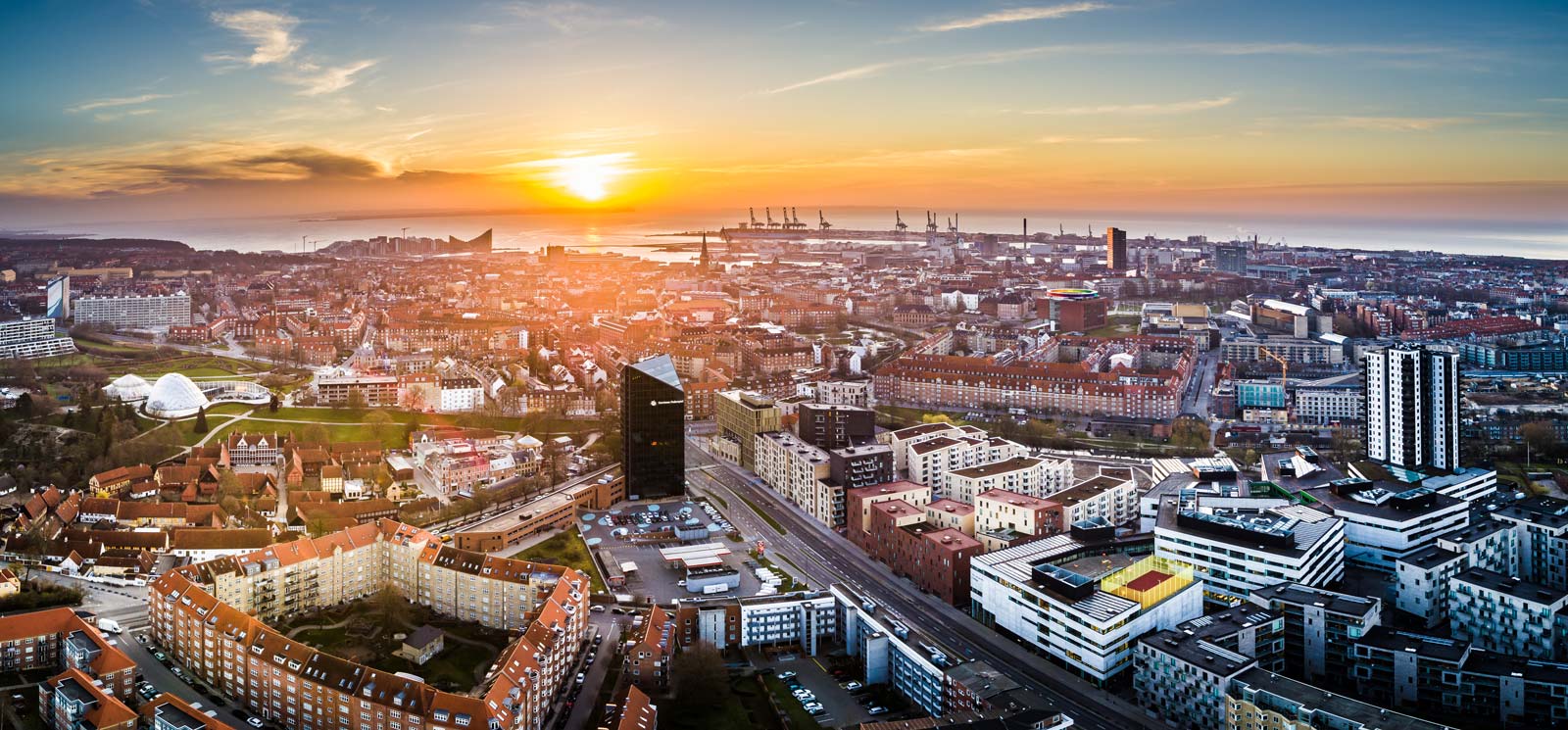 Aarhus ved solopgang