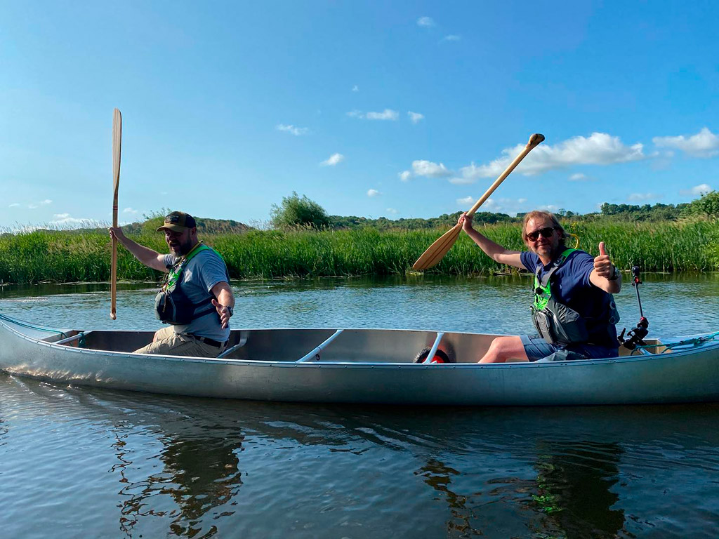 Tomas Villum og Jonas Schmidt på Gudenåen