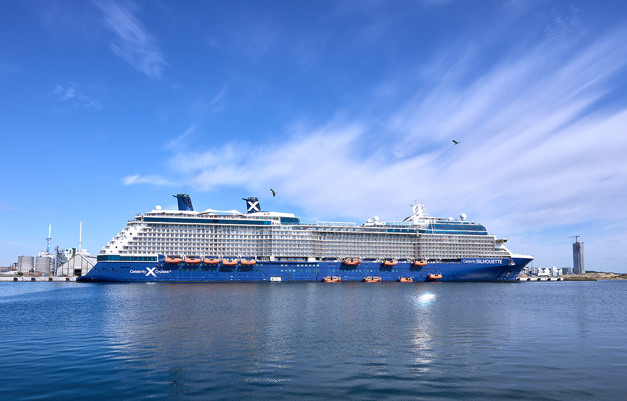 Celebrity Silhouette krydstogtskib i Aarhus Havn