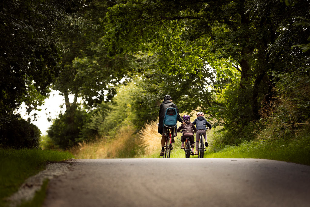 Familie cykeltur i Søhøjlandet med familien Lava Carlsen