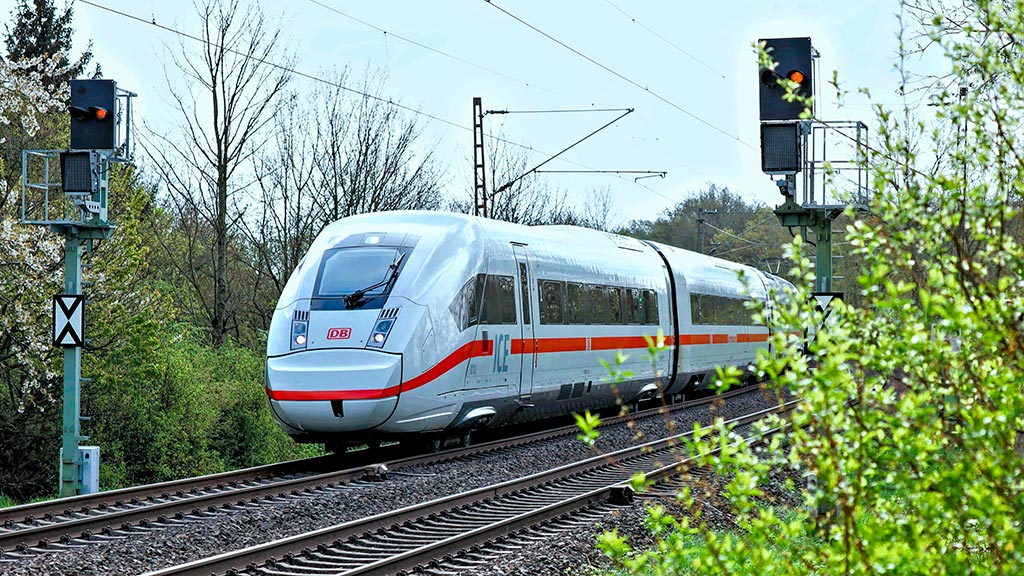 ICE 4 Deutsche Bahn