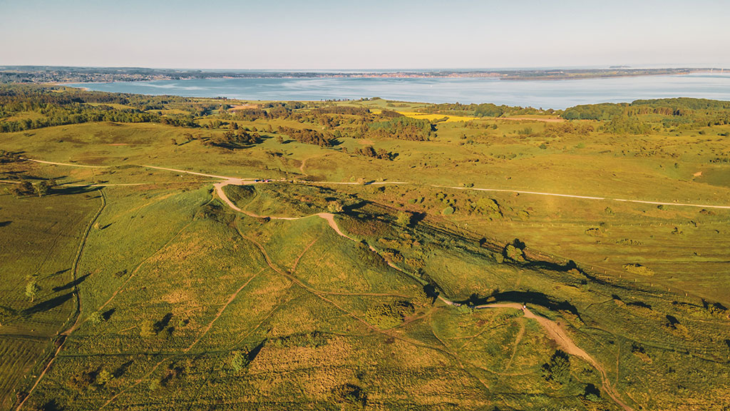Tre Høje i Mols Bjerge - set fra oven