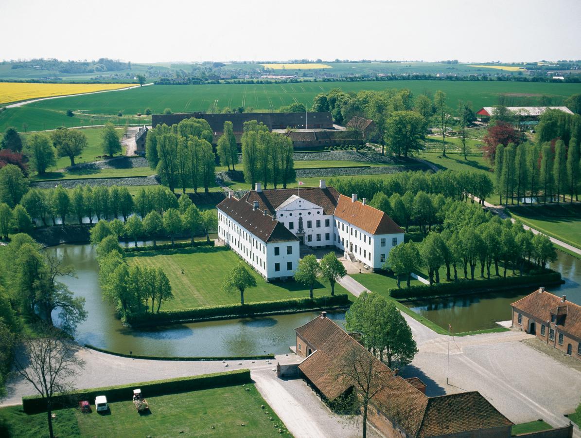 Clausholm Slot i Favrskov