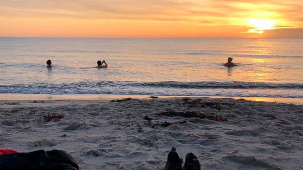 Vinterbadning ved Grenaa Strand på Djursland