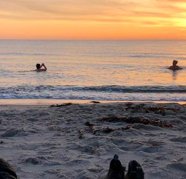 Vinterbadning ved Grenaa Strand på Djursland