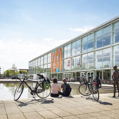 Cykelpause ved Musikhuset i Aarhus